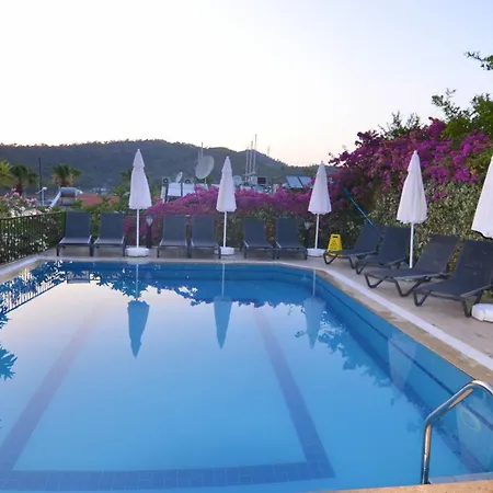 Mykonut Boutique פאטהיה