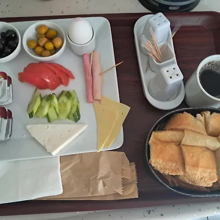 לינה וארוחת בוקר Mykonut Boutique