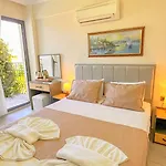 Mykonut Boutique Фетхие
