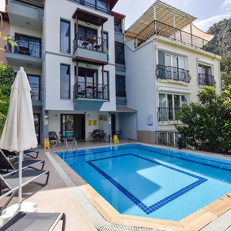 Mykonut Boutique B&B 페티예