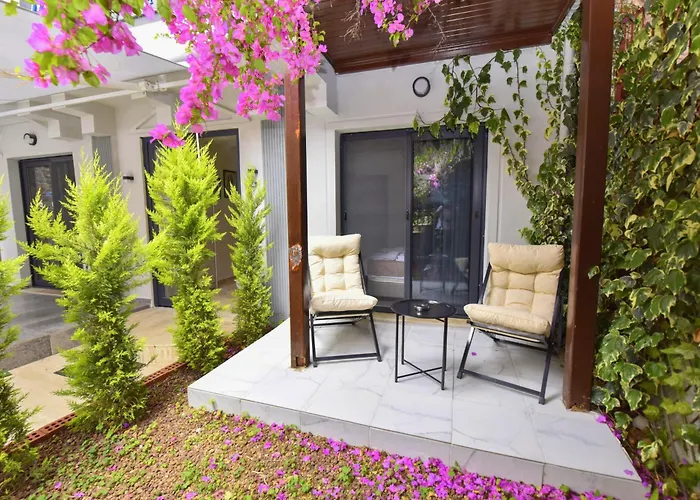 Mykonut Boutique