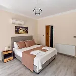 Mykonut Boutique Bed and Breakfast Φετιγιέ